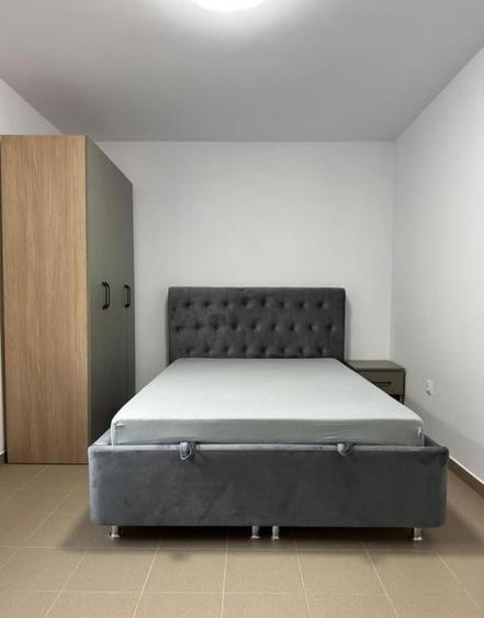 Apartament /spațiu comercial cu 2 camere , strada Răzoare - 4