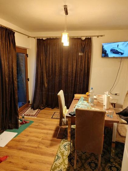Casă cu 4 camere cu Teren 3000 Mp în Jiana