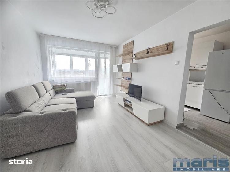 Apartament cu 2 camere decomandat în 22 Decembrie 1989