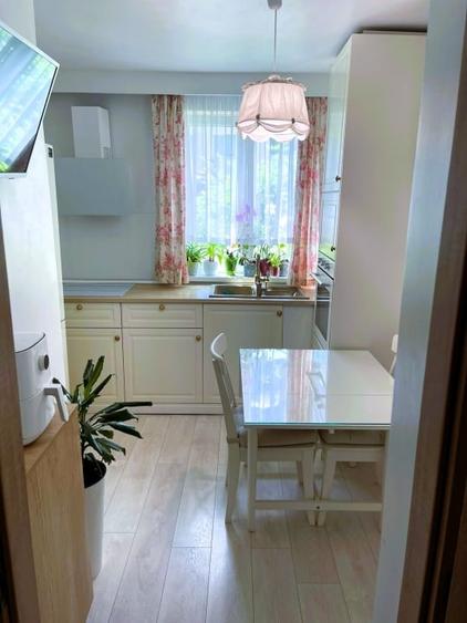 Apartament cu 4 camere decomandat în Brâncoveanu