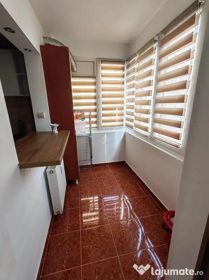 Inchiriez apartament 2 camere decomandat in Salajan, etaj 1, mobilat - 1