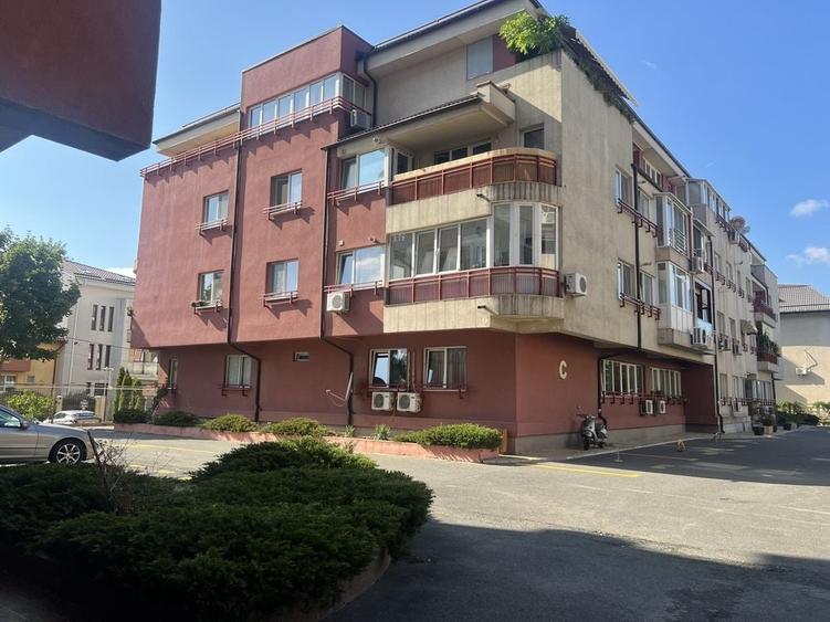 Apartament cu 2 camere decomandat în Ghencea
