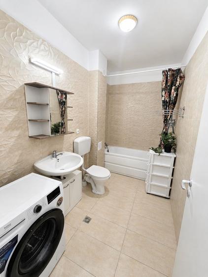Apartament cu 2 camere semidecomandat în Florești