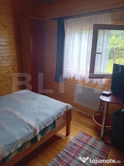 Casă cu 3 camere cu Teren 740 Mp în Central