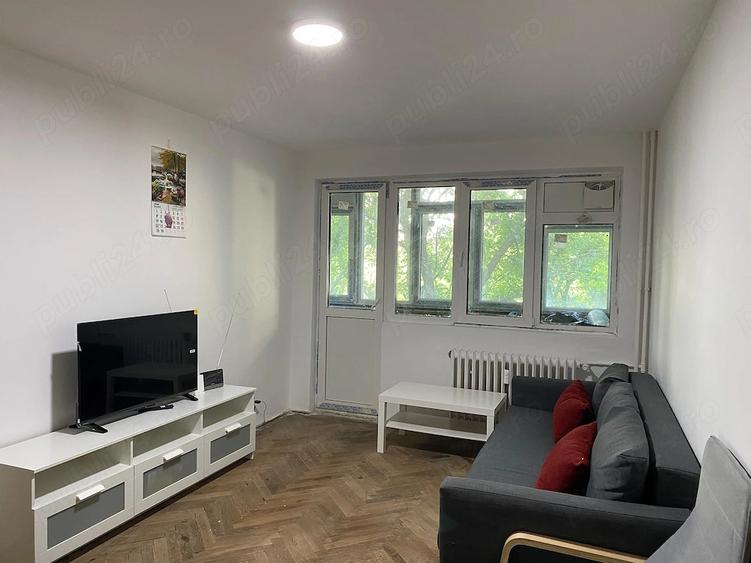 Apartament cu 2 camere decomandat în Berceni