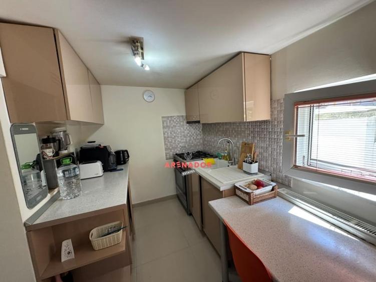 Apartament cu 2 camere, mobilat în Unirii