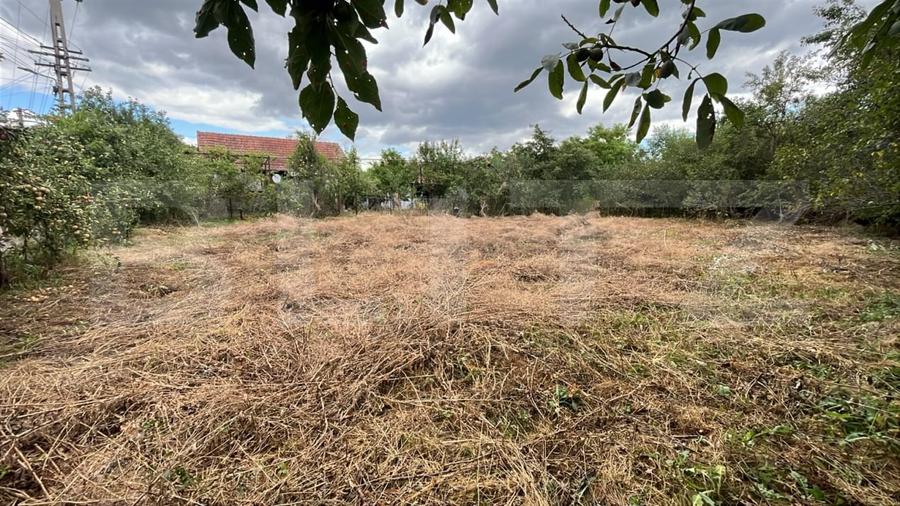 Casă individuală cu 2 camere cu Teren 1256 Mp în Unirea
