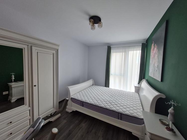 Apartament cu 2 camere decomandat, mobilat în Aradului