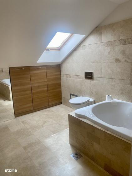 Apartament cu 3 camere în Europa