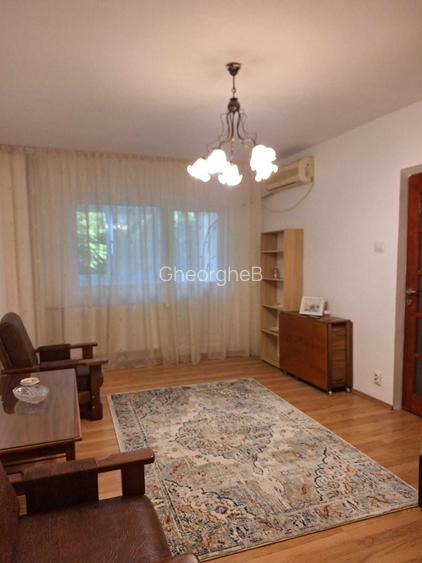 Proprietar Inchiriez ap. renovat, decomandat, 56 mp, intersedtie Margeanului/Petre Ispirescu, et. 4/10, renovat, luminos, zona linistita