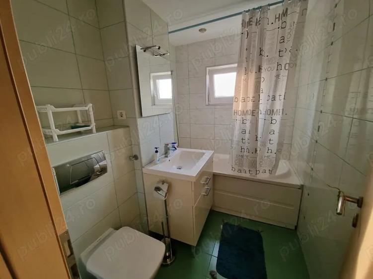 Apartament cu 4 camere decomandat în Bucovina