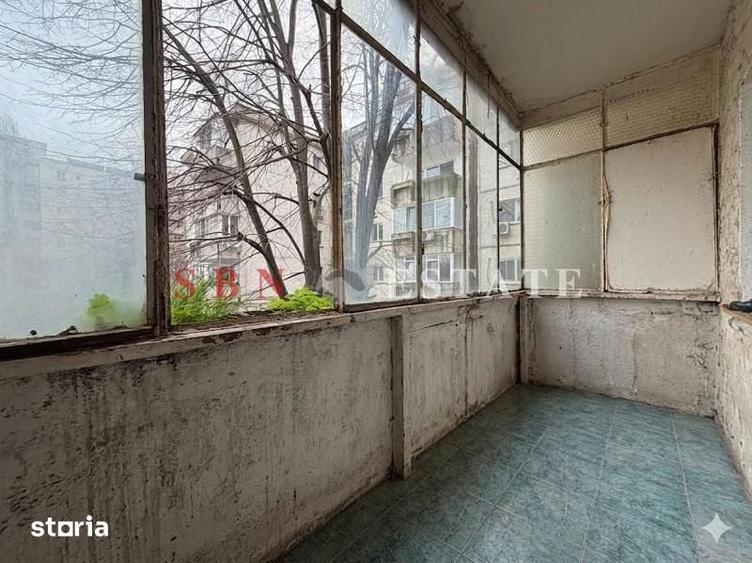 Apartament cu 3 camere decomandat în Tineretului