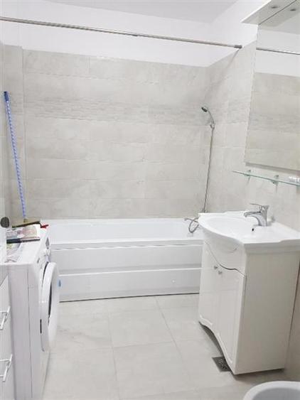 Penthouse cu 4 camere circular, mobilat în Mărăști