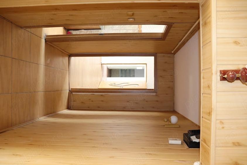 Apartament cu 3 camere semidecomandat în Dorobanți 1