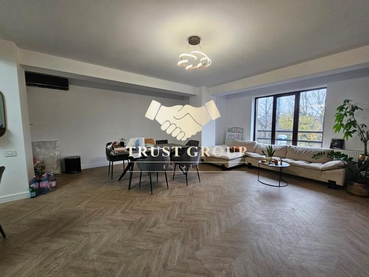 Apartament cu 4 camere decomandat, mobilat în Arcul de Triumf
