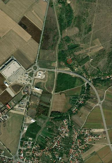 Teren de 1330 mp, în Central