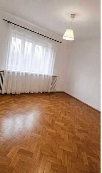 Garsonieră decomandată în Cișmigiu