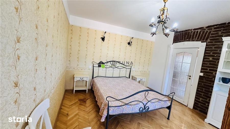 Apartament cu 4 camere în Ultracentral