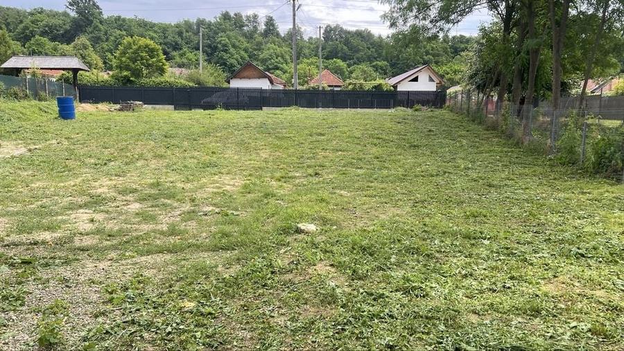 Casă cu 3 camere în Tisău