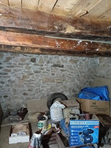 Casă cu Teren 1600 Mp în Brusturi