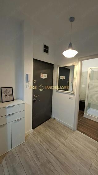 Apartament cu 2 camere semidecomandat, mobilat în Olteniței