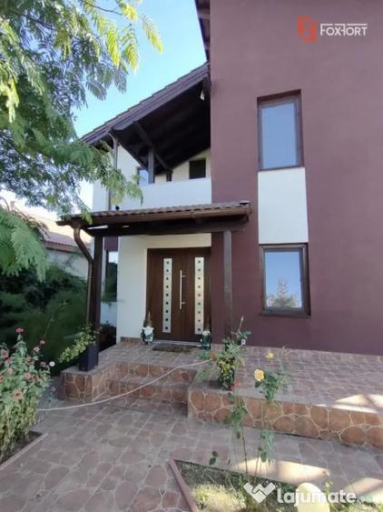 Casă cu 5 camere cu Teren 780 Mp în Șag