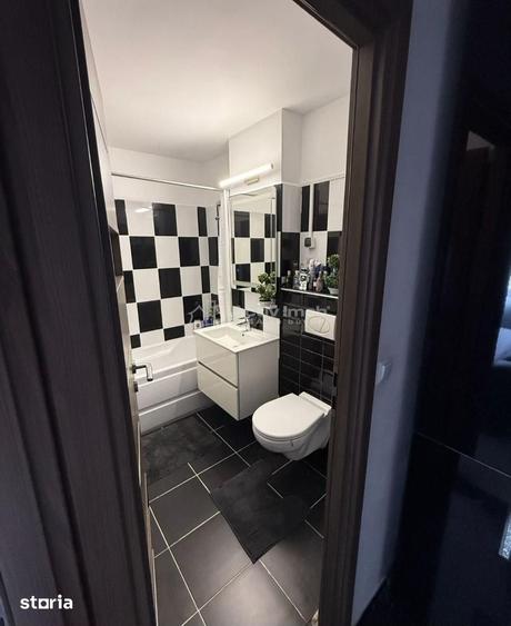 Apartament cu 2 camere semidecomandat în Pod