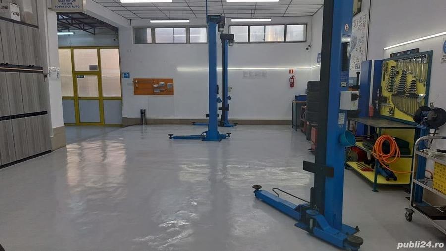 Spațiu comercial, de 200 mp, în Central
