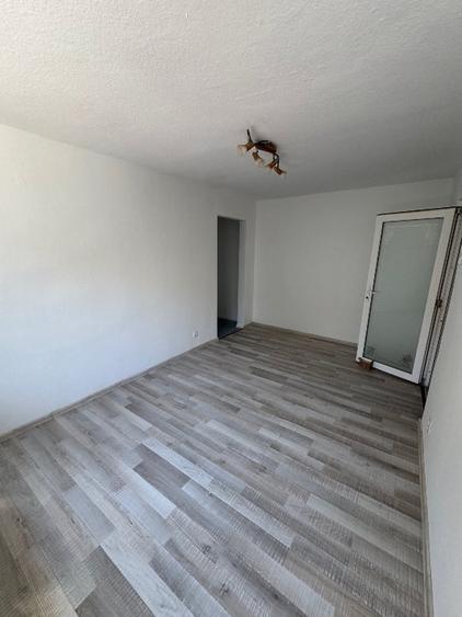Apartament cu 2 camere semidecomandat în Nord