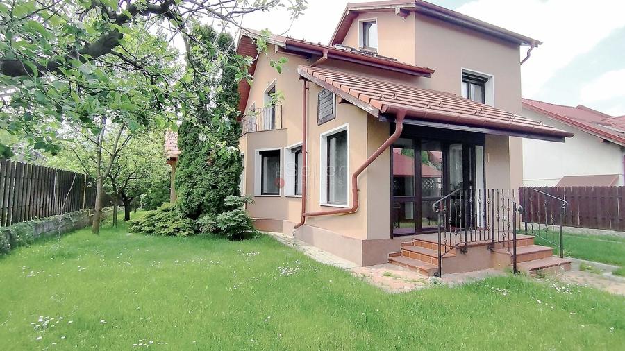 Casă individuală cu 5 camere cu Canalizare în Bunloc