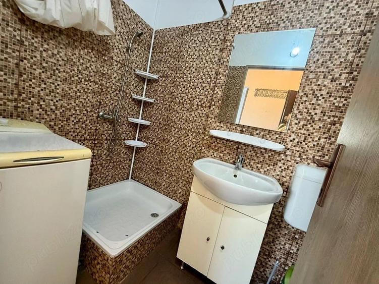 Garsonieră decomandată în Complex Studențesc