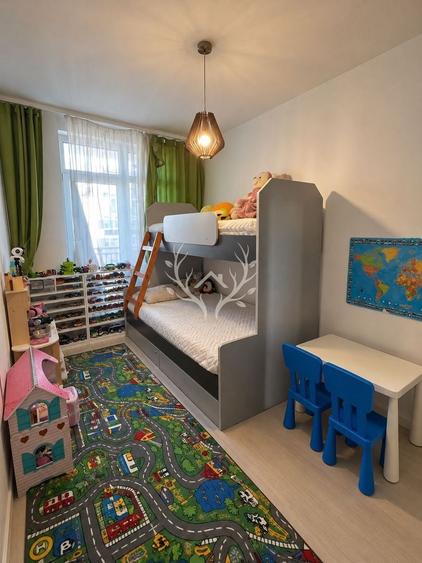 Apartament cu 3 camere decomandat în Iris