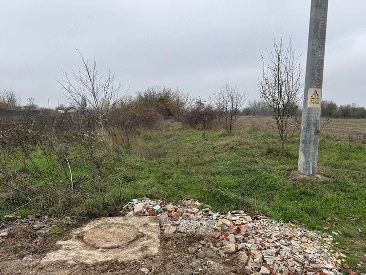 Teren de 2674 mp, în Central