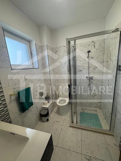 Casă cu 5 camere cu Teren 150 Mp în Central