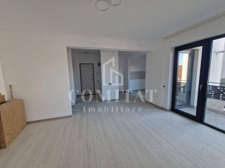 Apartament cu 3 camere semidecomandat în Someșeni
