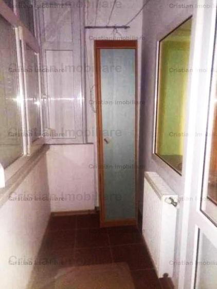 Apartament cu 2 camere decomandat în Buzaului