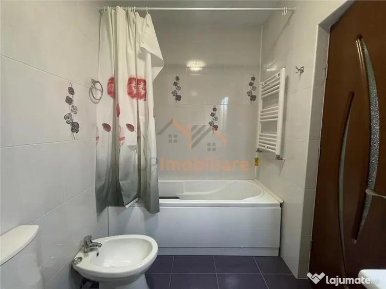 Apartament cu 3 camere decomandat în Decebal