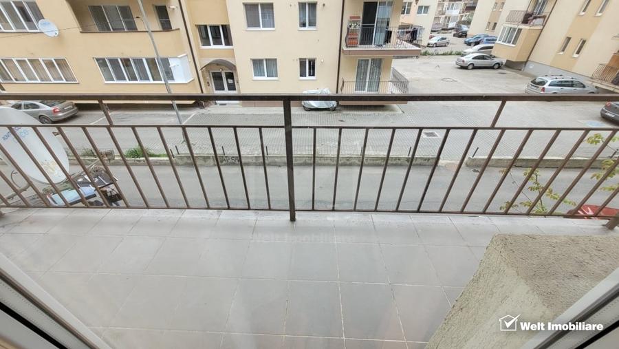 Garsonieră decomandată, mobilată în Florești