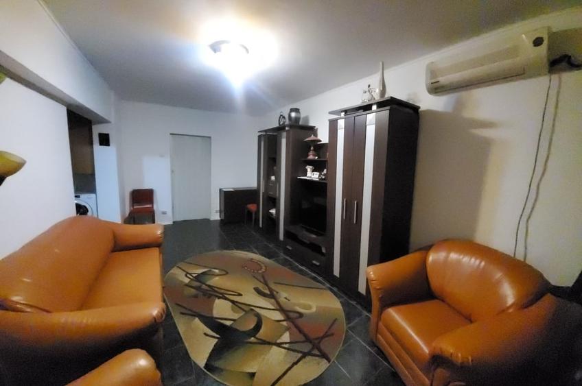 Apartament semidecomandat în Morarilor
