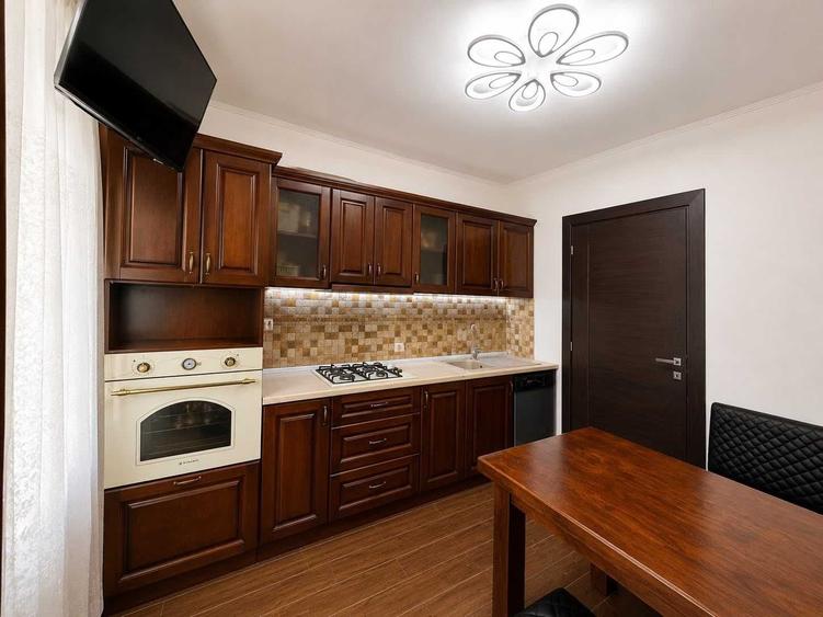 Apartament cu 2 camere decomandat în Albești