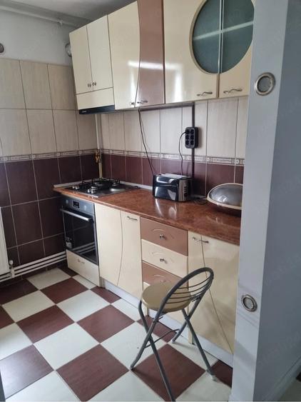 Apartament cu 3 camere decomandat în Tomis Nord