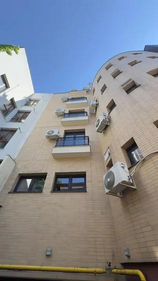 Birou, de 2,472 mp, în Ultracentral