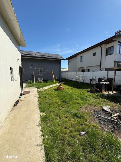 Casă cu 3 camere cu Teren 400 Mp în Central