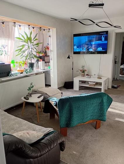 Apartament cu 3 camere semidecomandat în Central