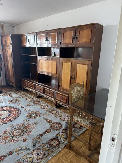 Apartament cu 2 camere decomandat în Exterior Vest