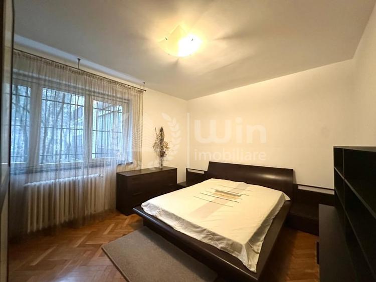 Apartament cu 3 camere decomandat, mobilat în Plopilor