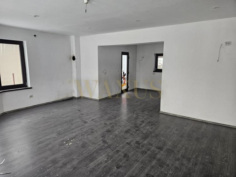 Casă individuală cu 5 camere cu Canalizare în Beclean