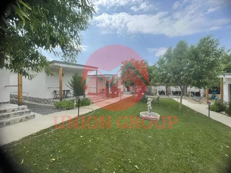 Spațiu comercial, de 215 mp, în Corbu