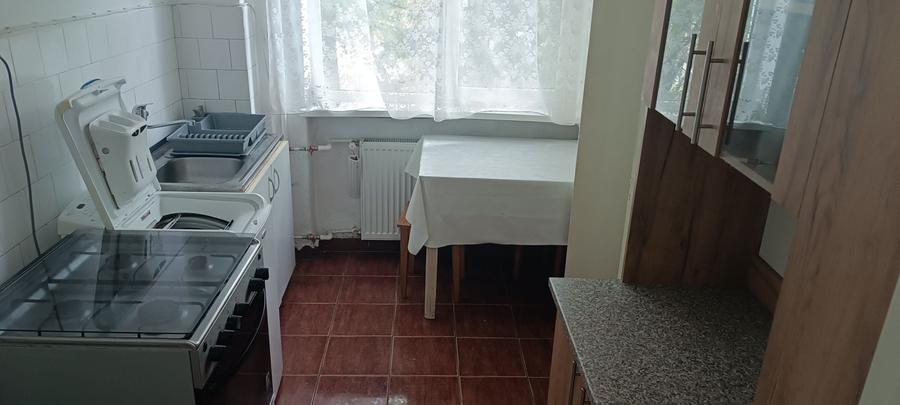 Apartament cu 2 camere semidecomandat în Dacia