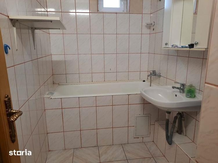 Apartament cu 3 camere în Iosia
